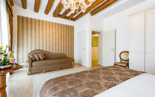 San Teodoro Palace Luxury Apartments