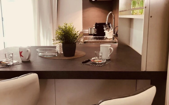 The Italian Home