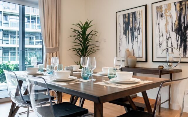 Elegant And Bright Apartment In City Walk