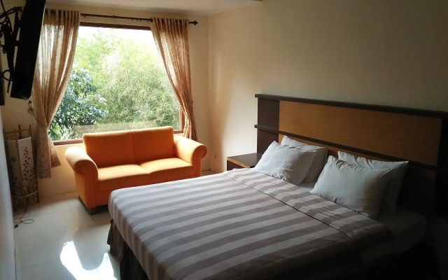 Bukit Alamanda Resort & Resto