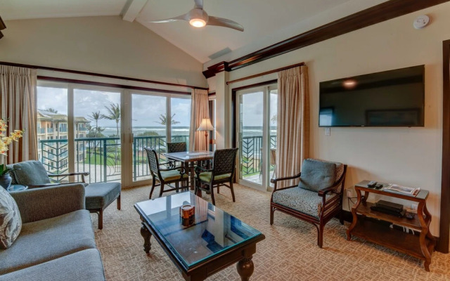 Hale Tiare 2 Bedroom Condo by RedAwning