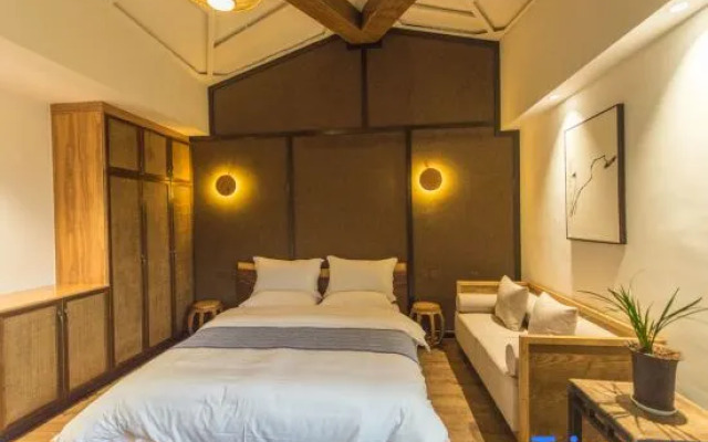 Aiduo Xiaozhu Hostel