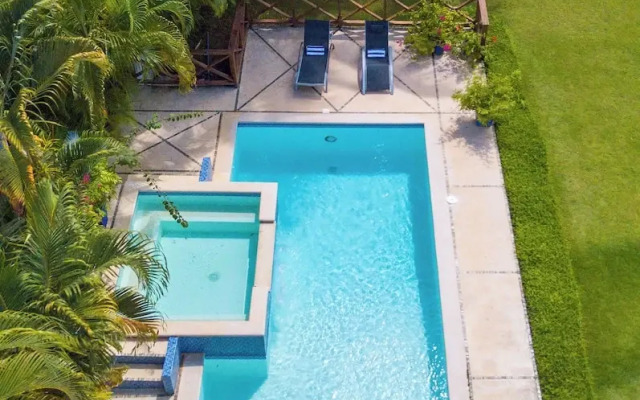 Beach Villa in El Portillo Sleeps 12