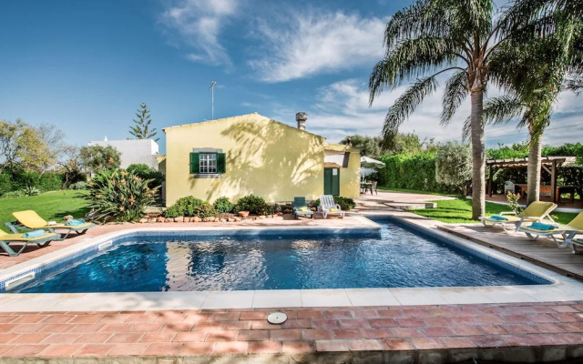 Rustic Villa With Pool Near Olhao