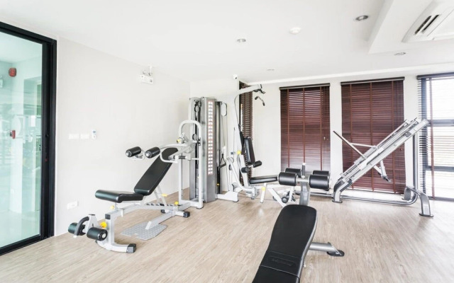 6Av 703 - Large Apartment in Surin Beach