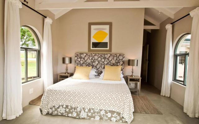 Country House at Kay & Monty