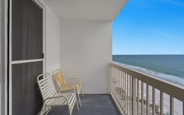 Pelican Beach Resort 1207