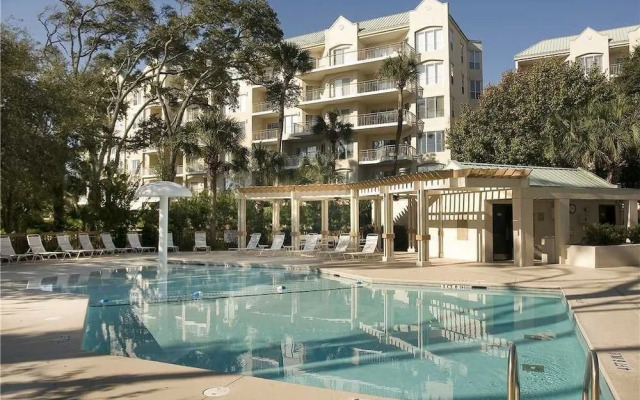 Windsor Place 303 by RedAwning