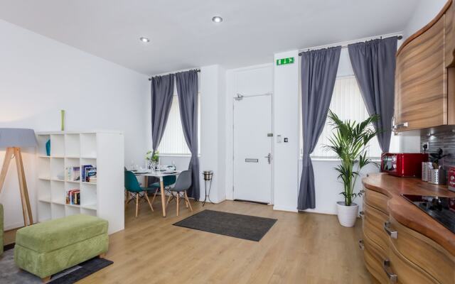 Westend Hydro & SECC Apartment