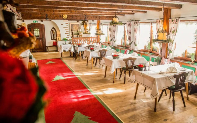 Kaisers Tanne - Premium Alles Inklusive Hotel