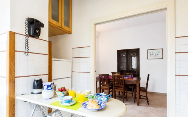Explore the Amalfi Coast from a Cosy Home in Sorrento Centre