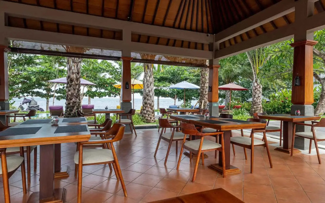 The Grand Villandra Resort