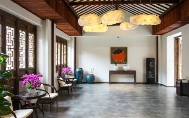 Yanquan  Hanguan Hotel（Oriental Saltlake Resort）