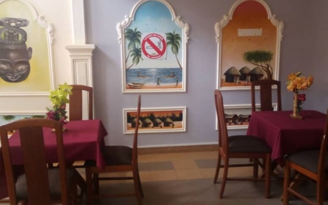 Guins Palace Hotel
