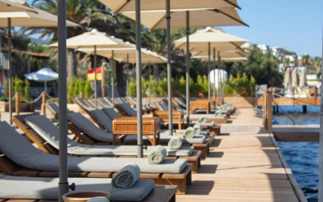 Ruins Luxury Resort