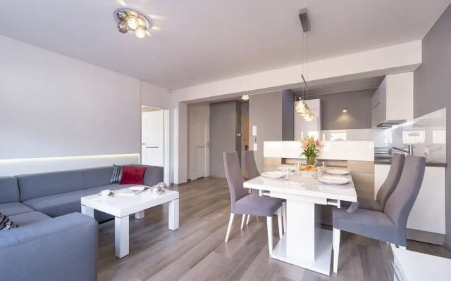 Apartment Secret Garden Sopot by Renters