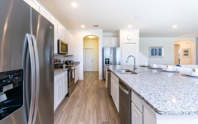 Solterra - 6140 Broad Oak Drive