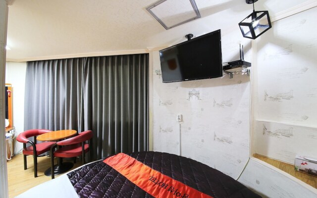 Gapyeong Namiseom Hotel