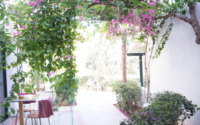 Anna Maria Village
