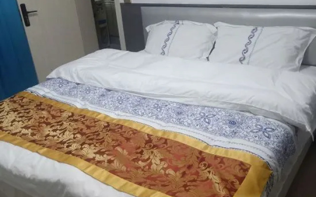 Longli Leqi Hotel