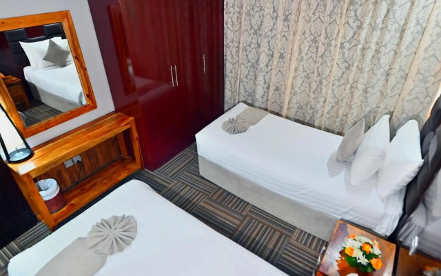 Ewan Ajman Suites