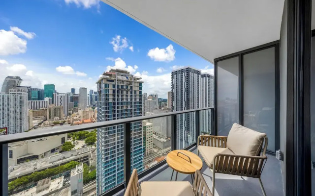 Modern Studio in Downtown Miami