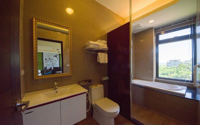 White Spray B&B