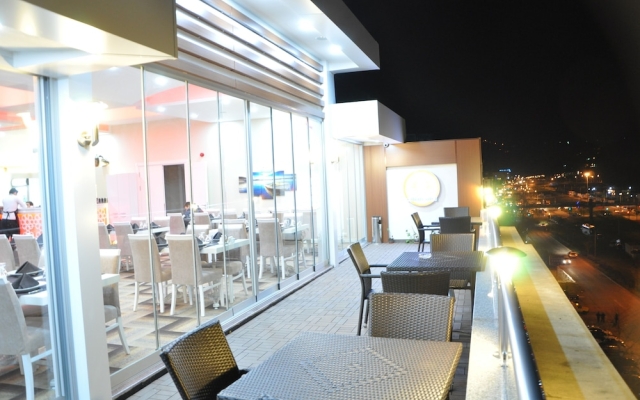 Cihan Otel