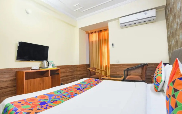 Fabhotel Prime The Everest 30