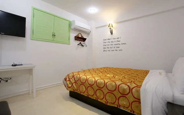 Yegrina Motel