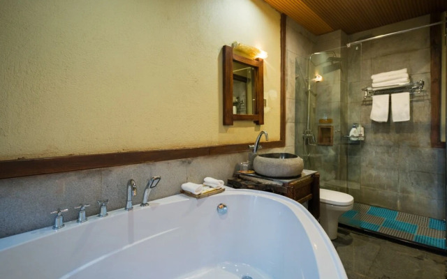 Lijiang Jinjia Cloud Window Inn
