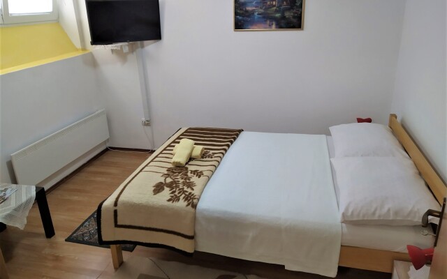Studio Apartment Mara Zagreb