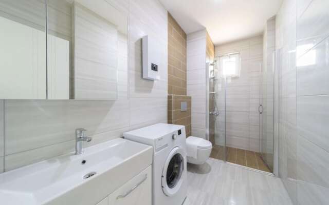 Modern Flat With Shared Closed Pool in Alanya