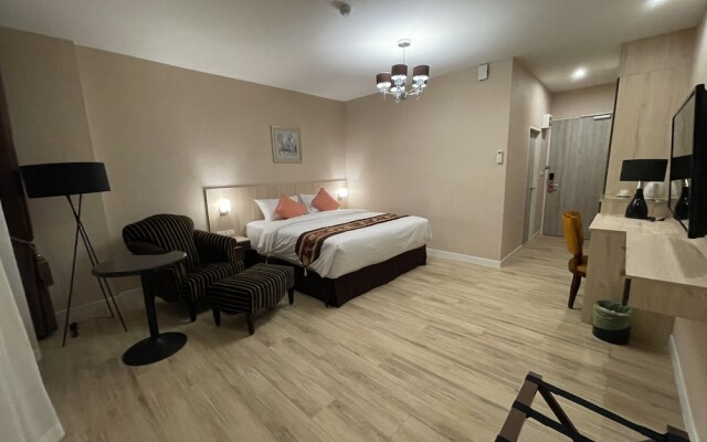 Le Cannes Hotel