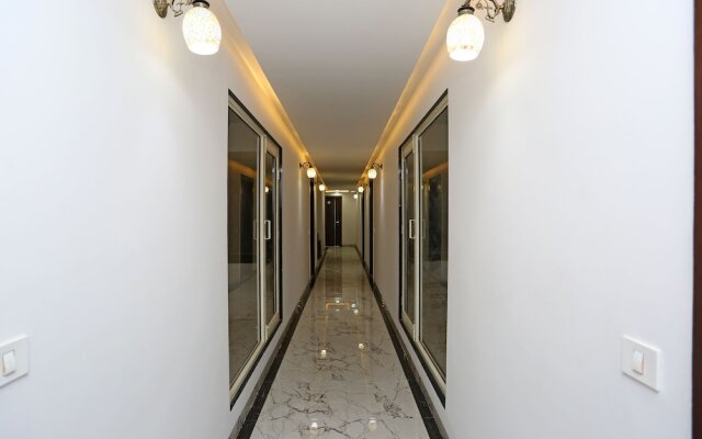 OYO 14384 Luxury residency