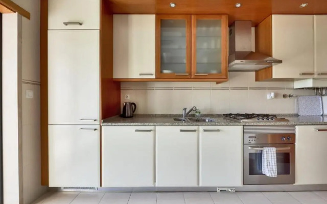 Carcavelos Apartment