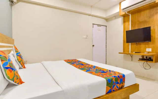 Fabhotel Apollo