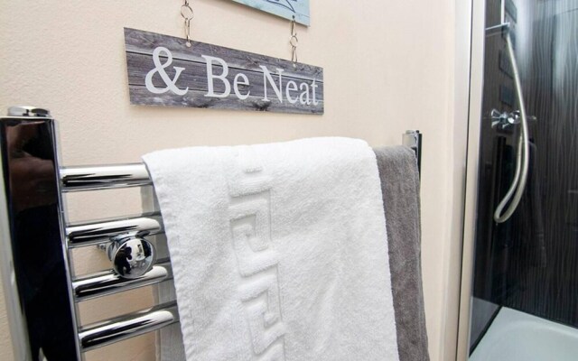 1BR Summit Holburn - Cosy Flat With Ultrafast Wifi