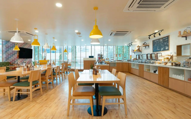 Bloom Hotel - BKC Kalina