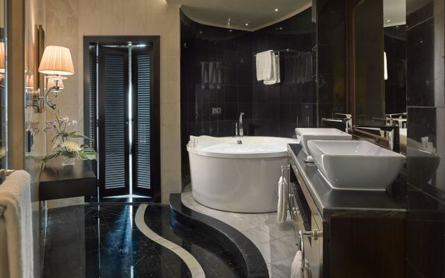 Royal Maxim Palace Kempinski Cairo
