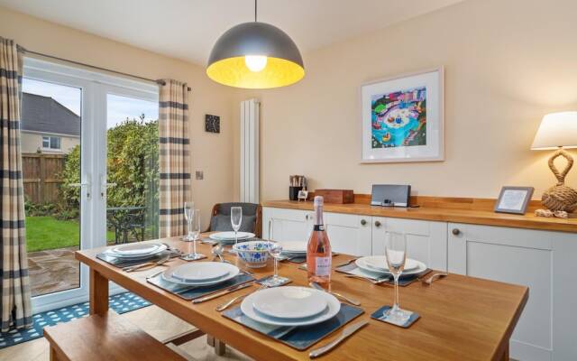 Y Deri - Close to Village and Beach