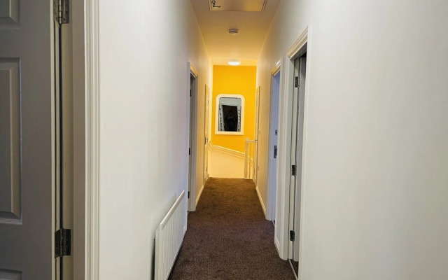 Numero Uno Detached Aparthouse