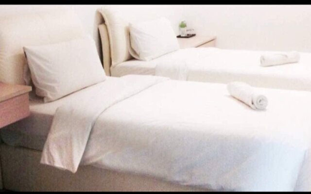 Peach Hill Hotel