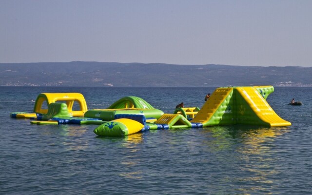 A2 - Modern apt Near the Beach With two Balconies