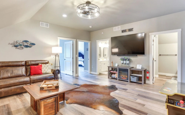 Spacious, Rustic Spearfish Home: Walk to Downtown!