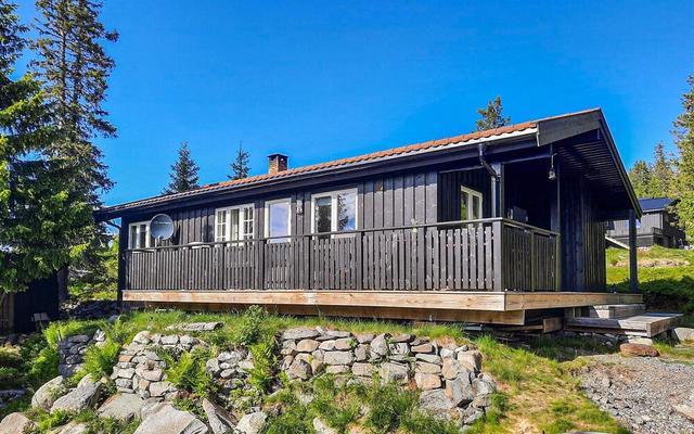 Amazing Home in Lillehammer With Wifi, 3 Bedrooms and Sauna