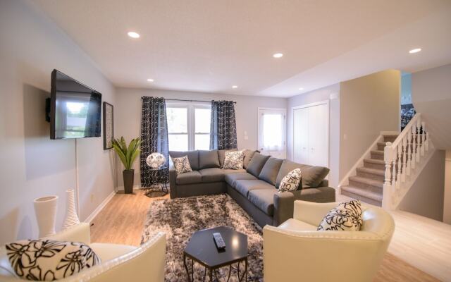Niagara Stone Retreat