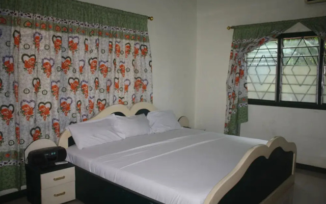 Godville Guest House