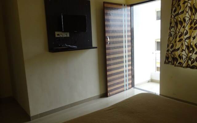 Apple Sai Residency