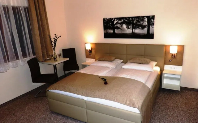 Rooms 73